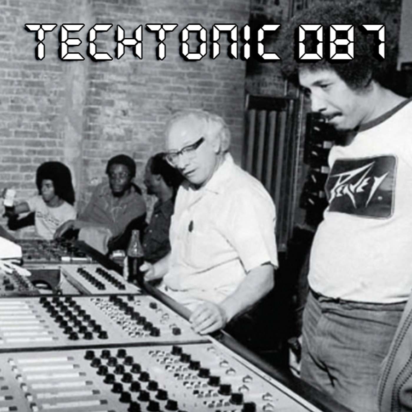 TechTonic E87 'Switch Off The Sun' Nov 2023 Techno Podcast SPECIAL GUEST **Paul Bleasdale*** episode artwork