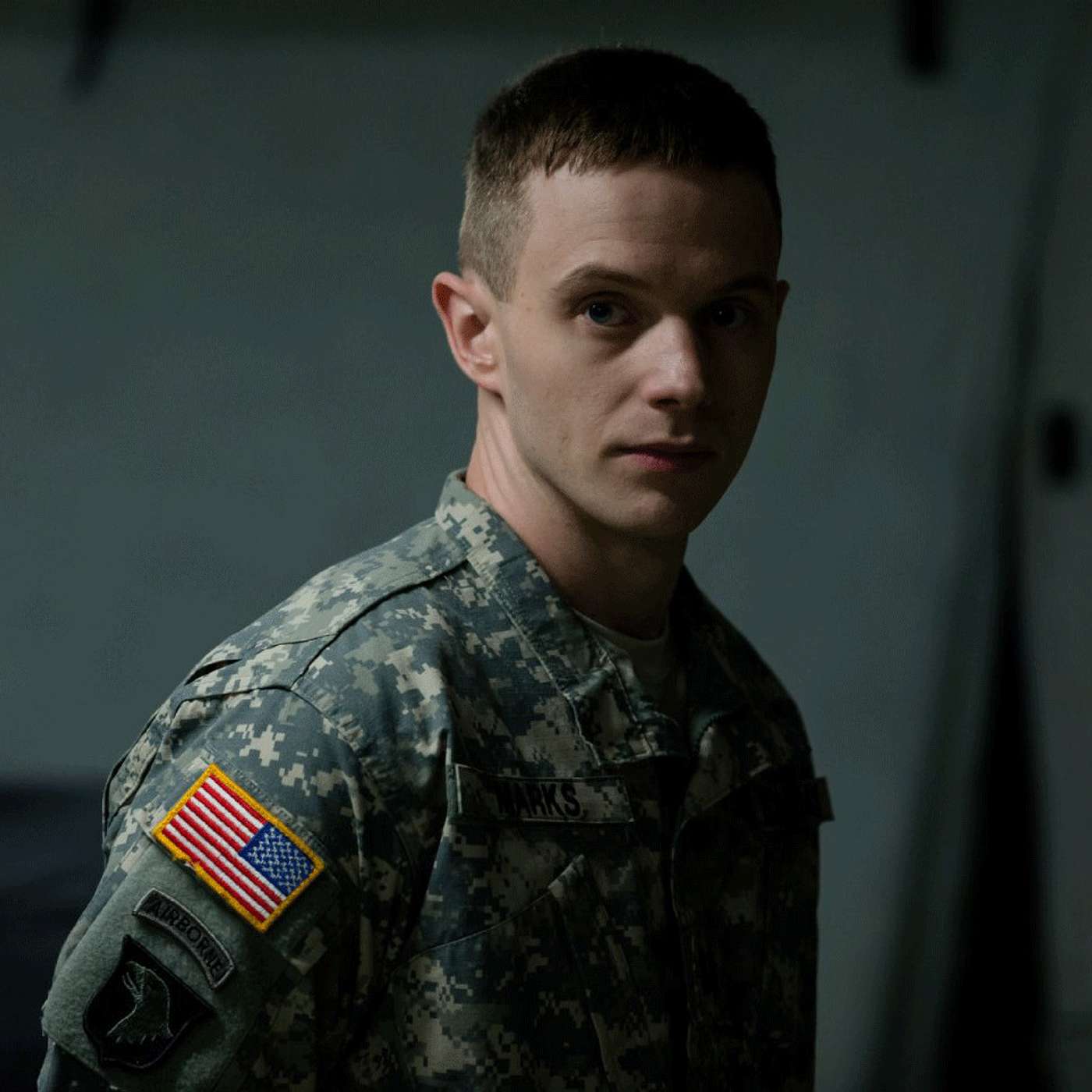 cover of episode (Episode 189) "Arrival" Actor: Mark O'Brien.