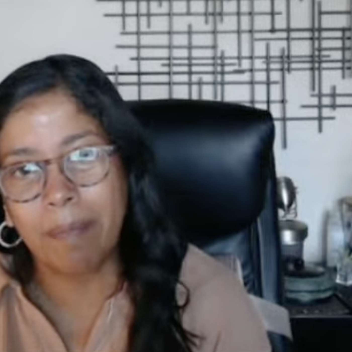 Detroit in Black and White: Karen Dumas Talks About Detroit Politics