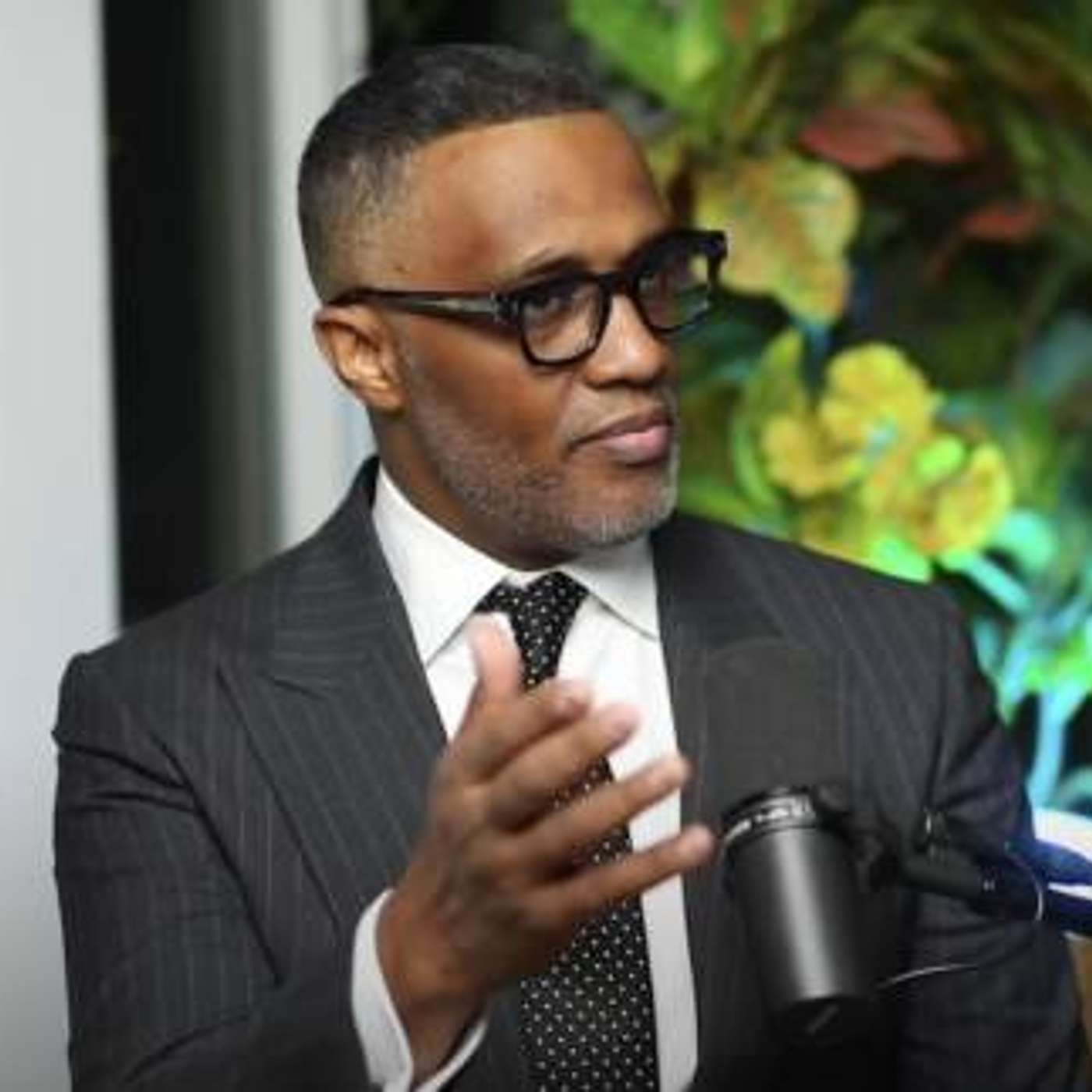 Kevin Samuels Explains Where the Concerns of Men Rank for Modern Women {Reaction} | Helios Blog 813
