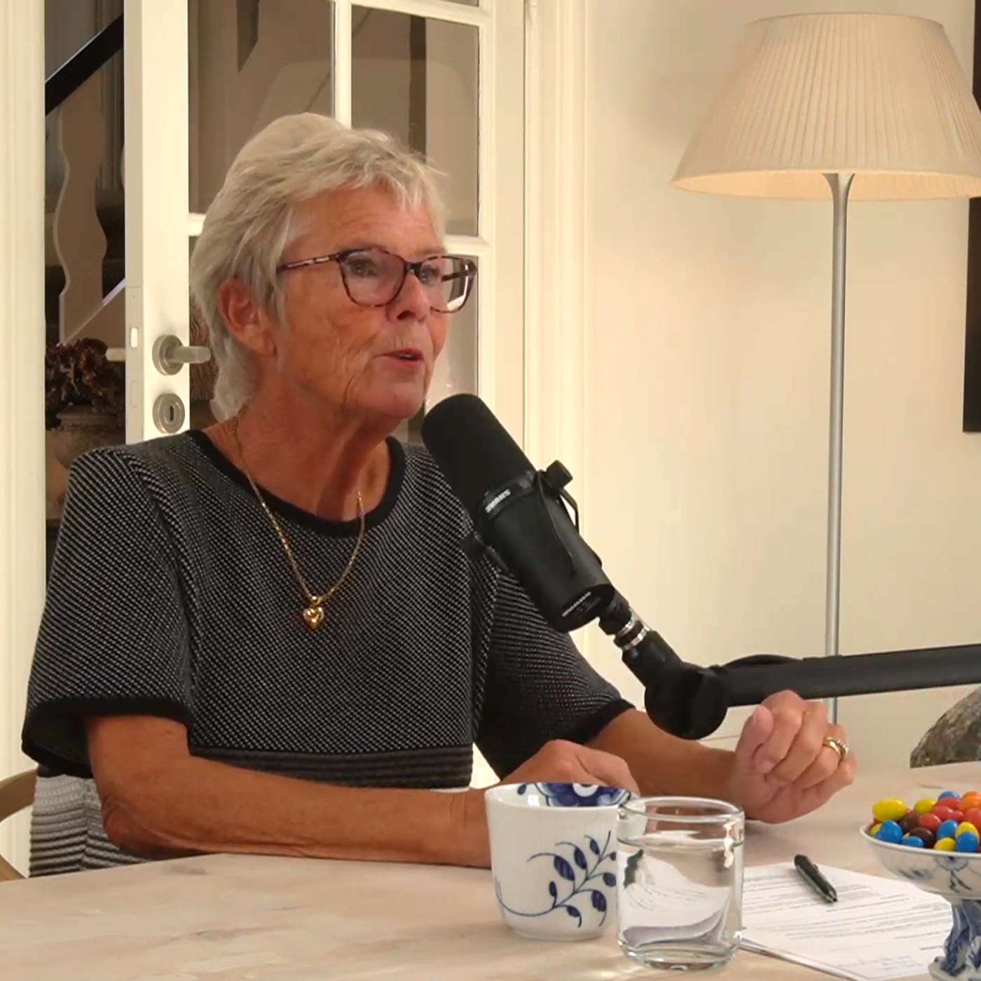 FÆLLESSKAB med Lizette Risgaard FÆLLESSKAB med Lizette Risgaard