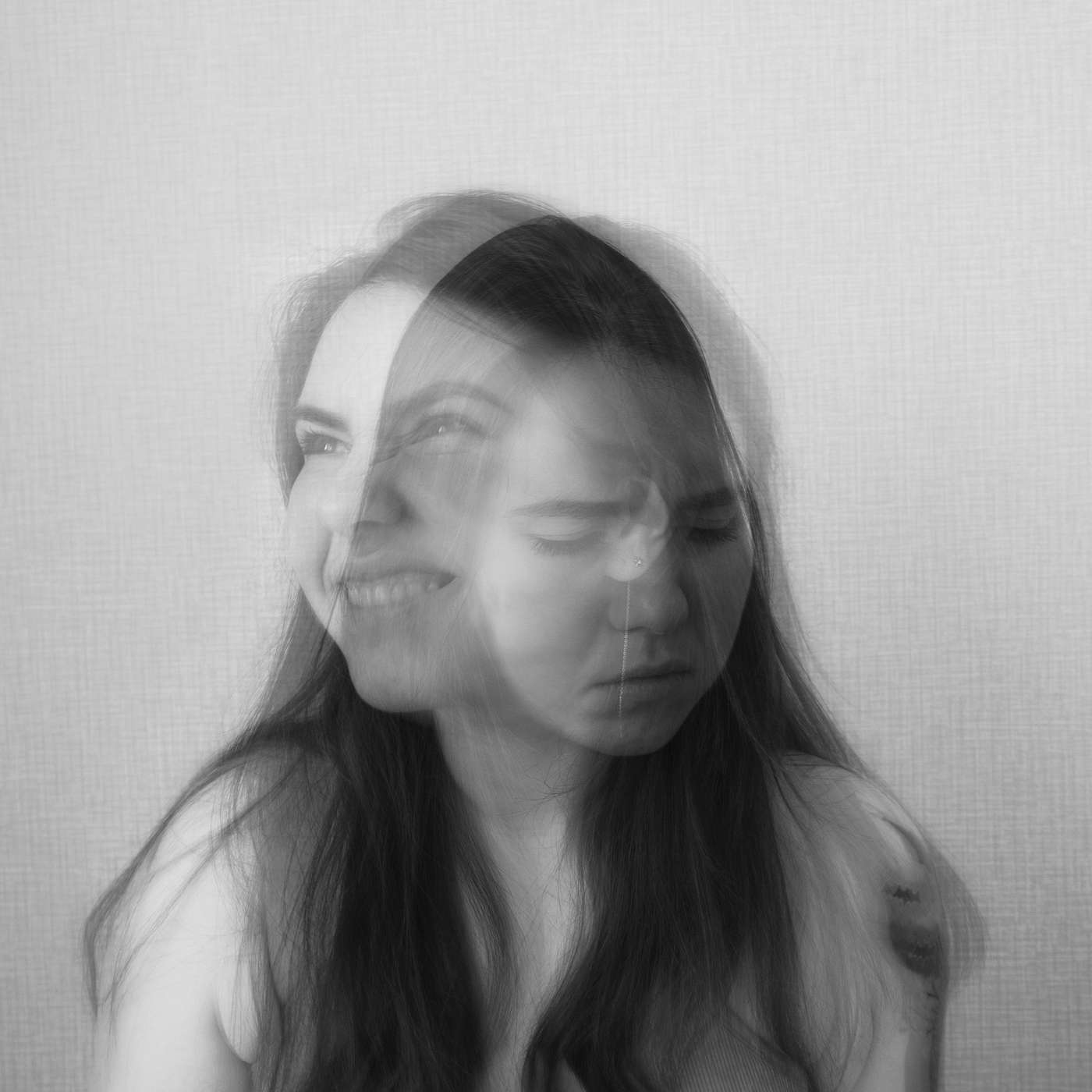 Challenging Negative Thoughts: How CBT Helps With Depression and Bipolar Disorder