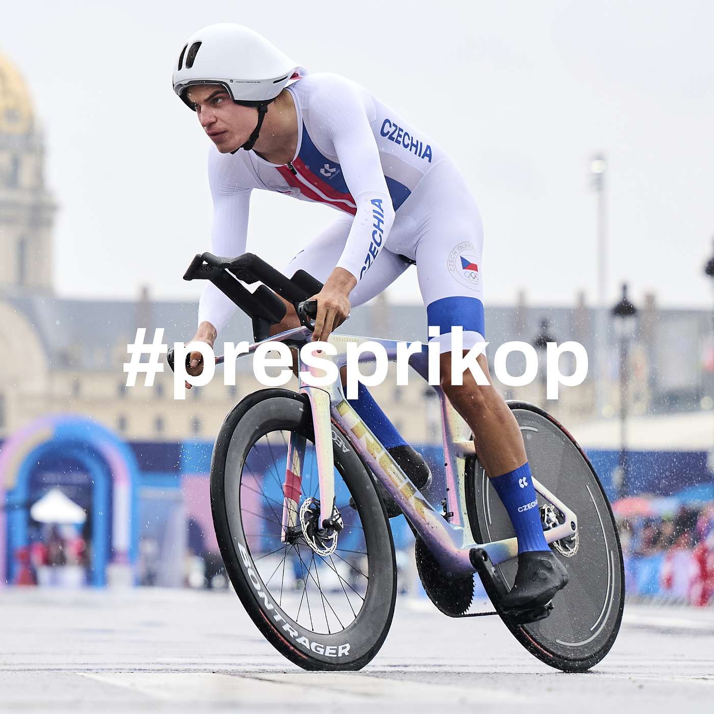 „Mezi world tour jezdci už se cítím komfortně. Profi cyklistika je adrenalin a tunelové vidění“ – Mathias Vacek