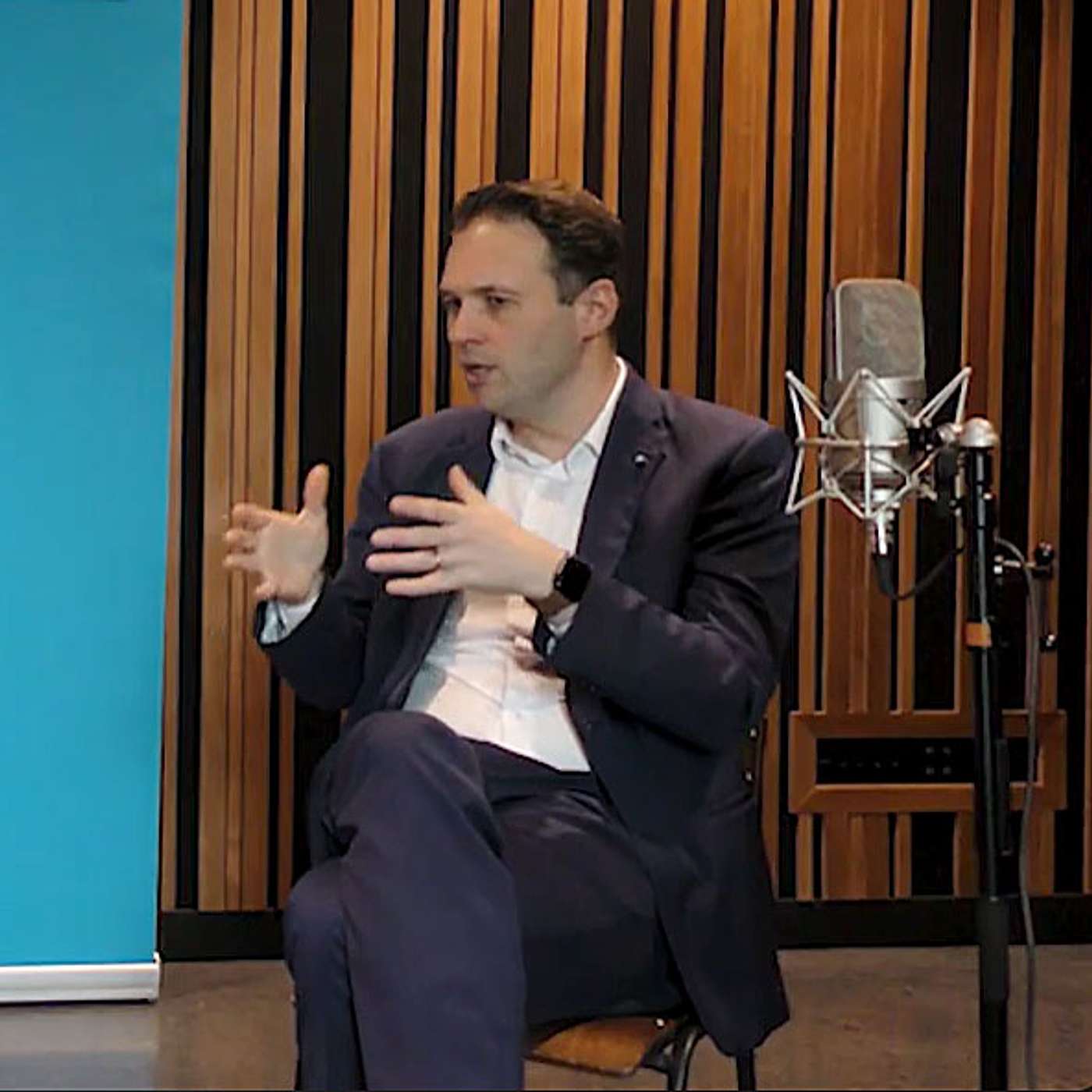 V-ICT-OR op de sofa ... Ken Casier | schepen voor innovatie & digitalisering | Stad Antwerpen