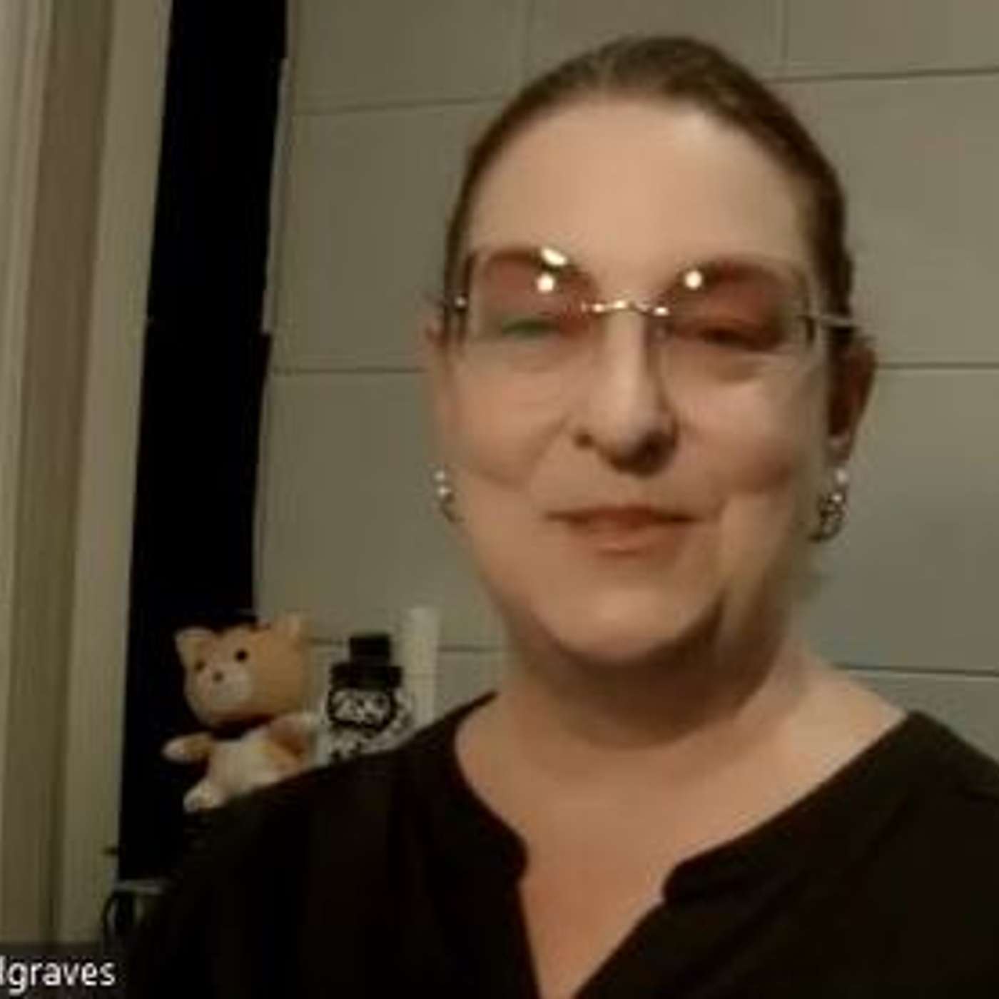 9.5.2023 - Rebekkah Hilgraves--Singer, Songwriter and Owner of RadHaus Studios episode artwork