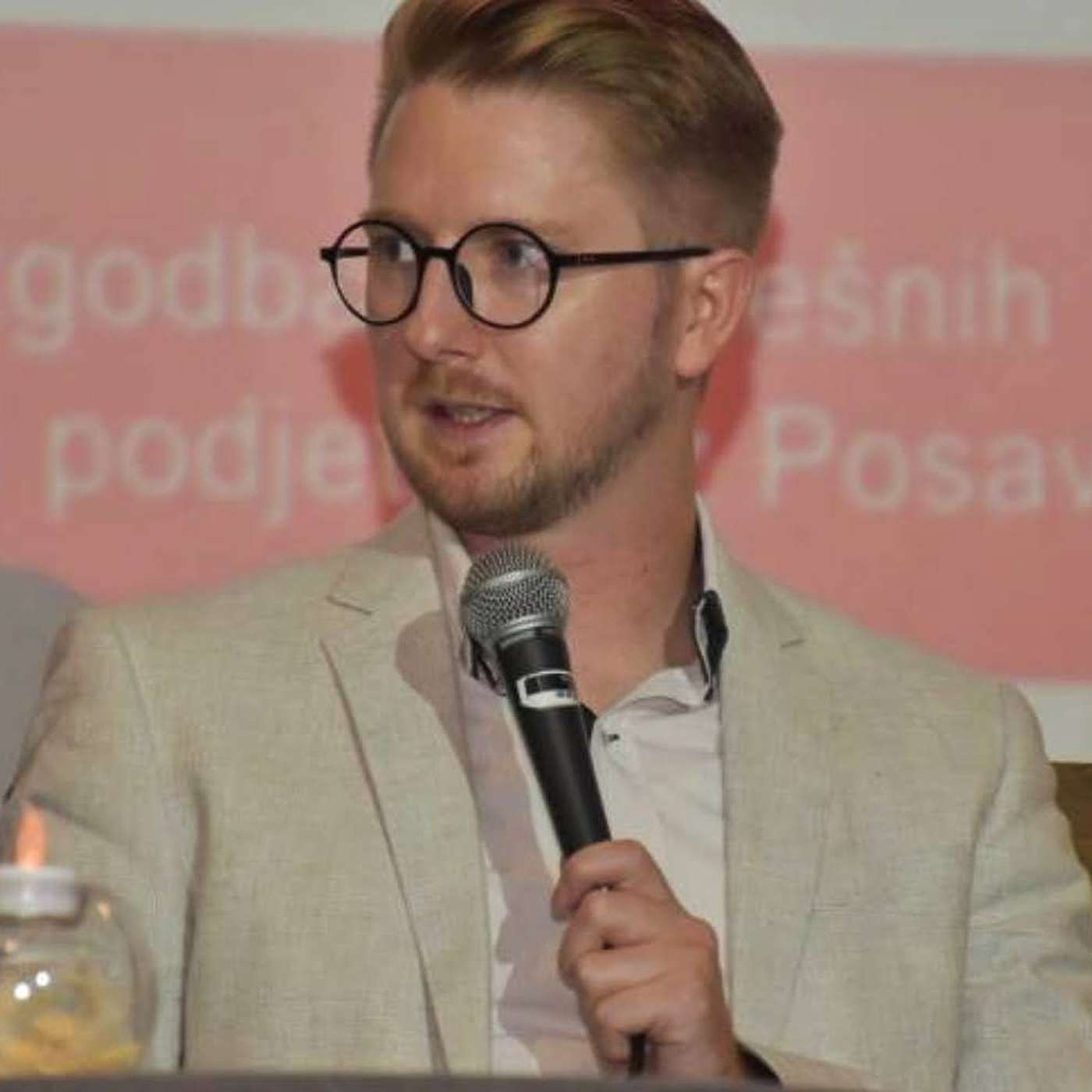 Potovanja in delo v tujini