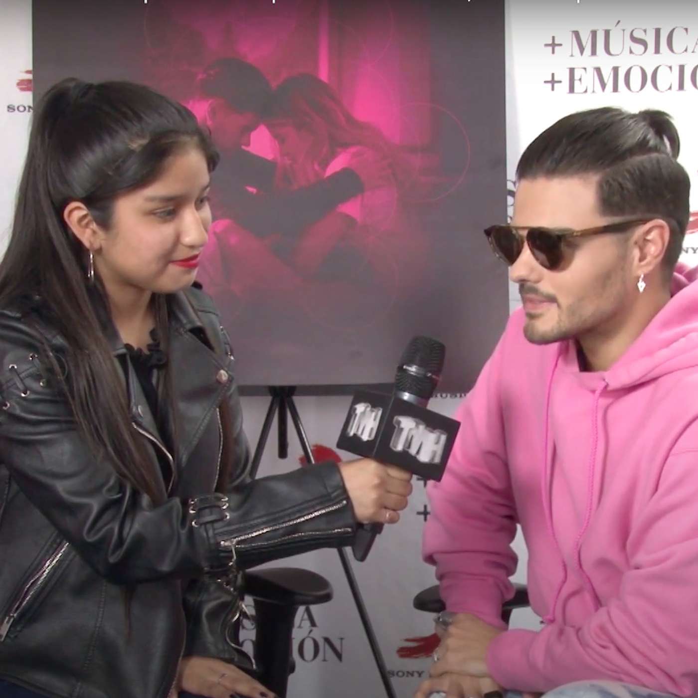 Tu Musica Hoy - Fans entrevistan a Abraham Mateo: “Es importante no perder la humildad, tener los pies en la tierra” episode artwork