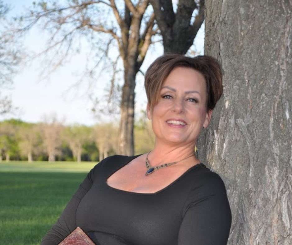 Tracy Read - Feminine Embodiment Guide, Author