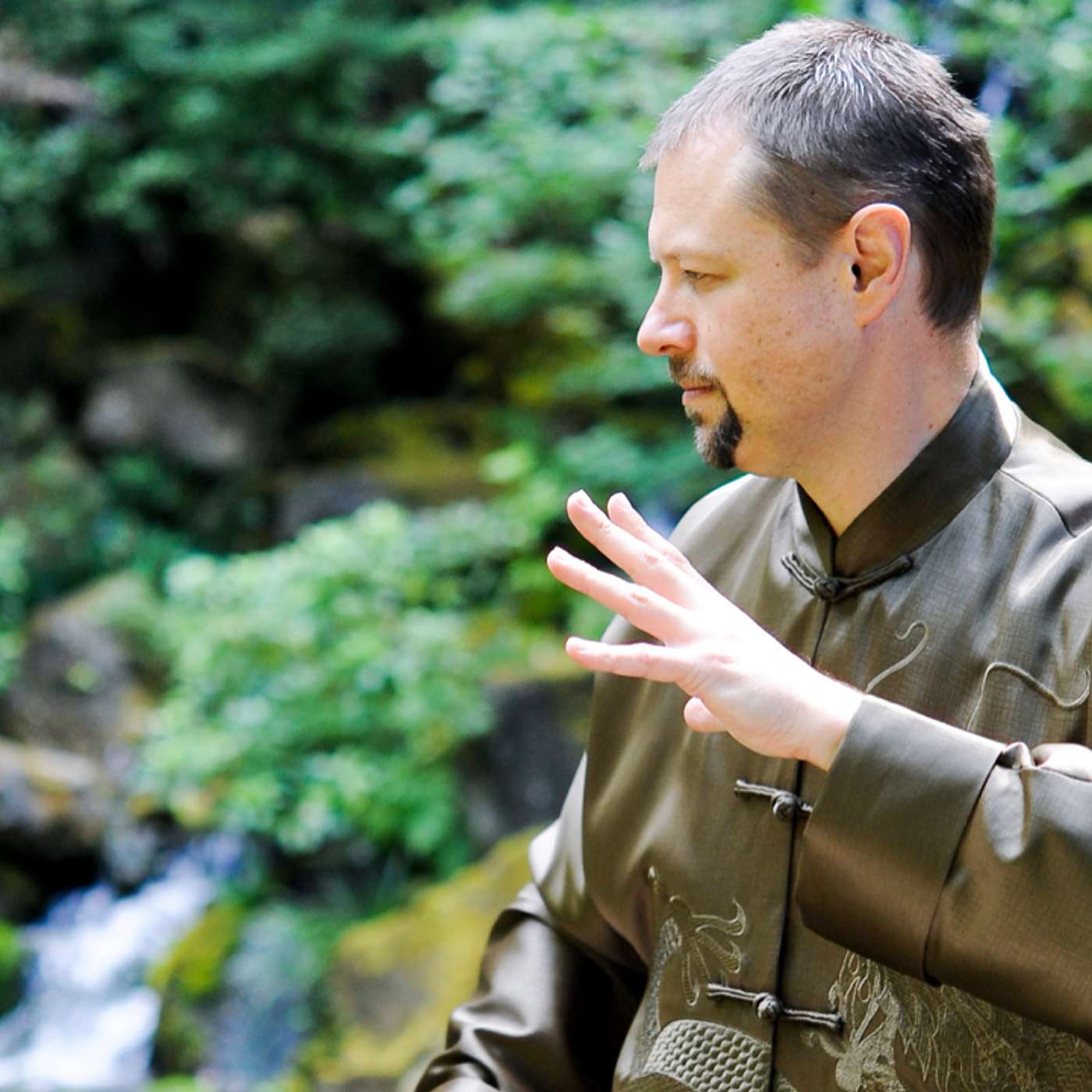 Resilience Beyond Bouncing Back – Lama Tantrapa on Leadership, Presence, and Spiritual Growth