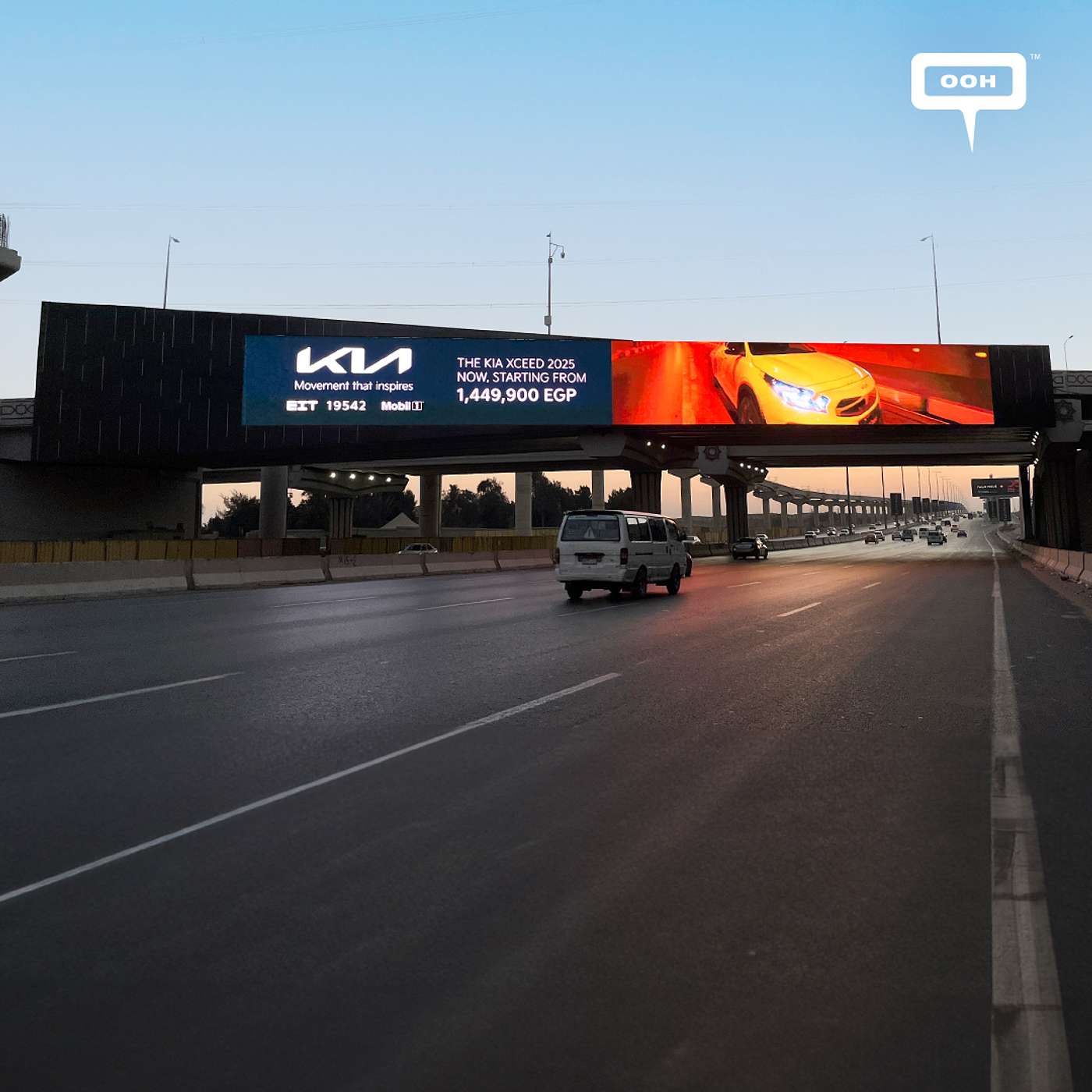 The KIA XCeed Campaign Adds a Frisky Touch to Greater Cairo’s Digital Screens