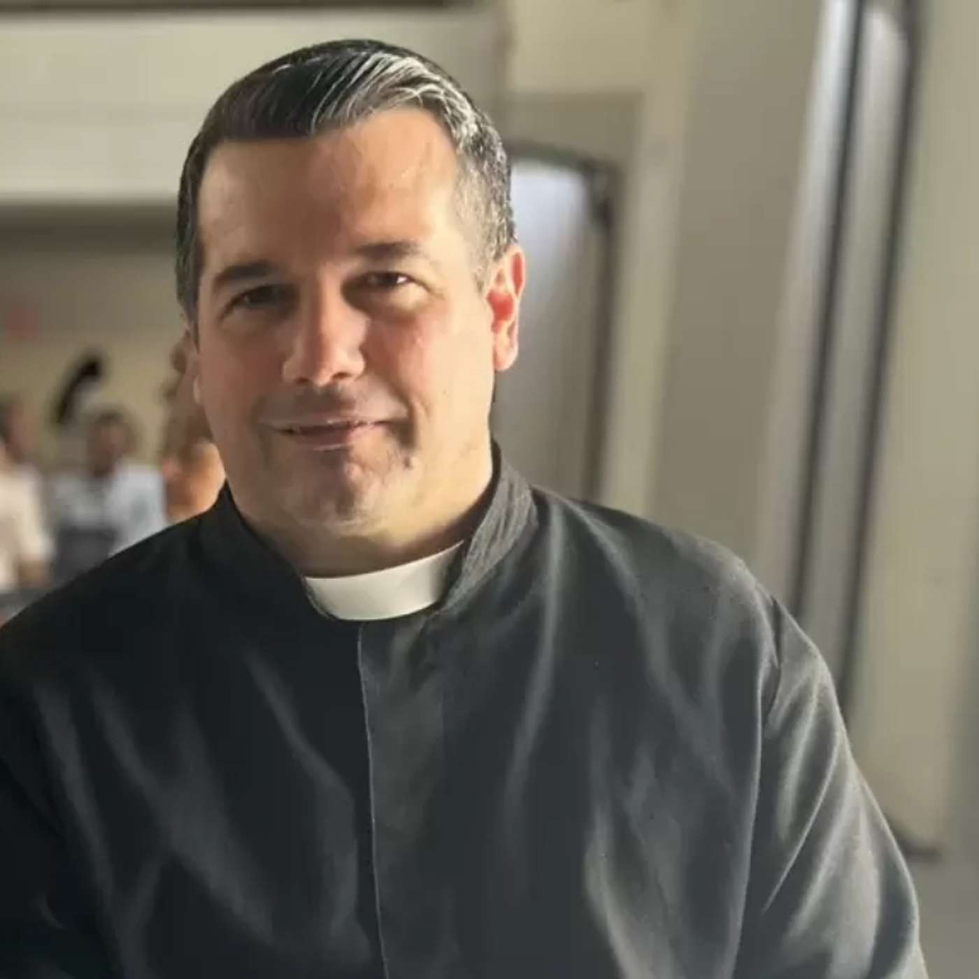 Episodio 1006: ¡EXPULSADO‼️ El Padre Javier Olivera Ravasi De Una Diócesis QNTLC Horacio Giusto y Luis Román