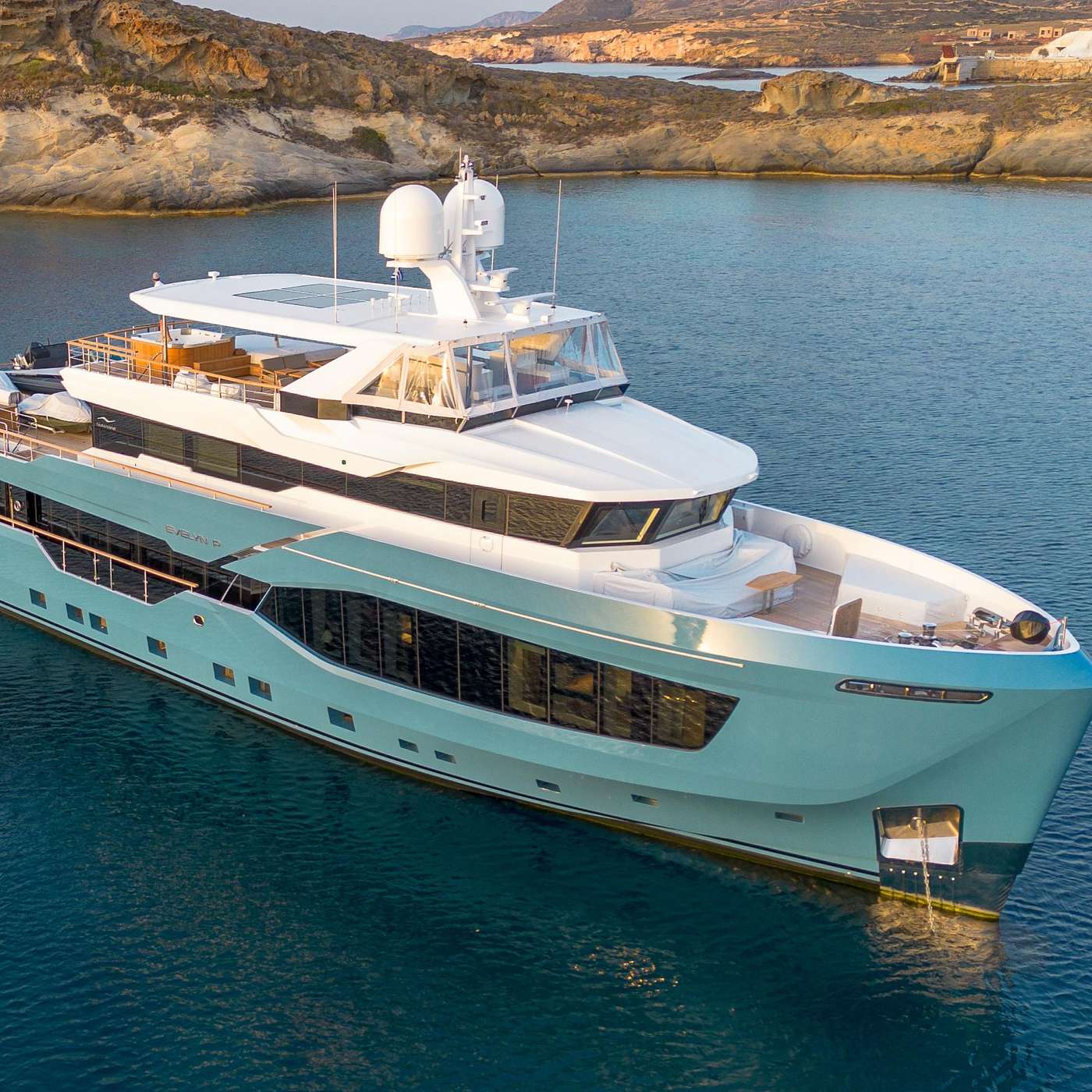 Deep Dive: 121' Numarine Yacht 2022 EVELYN P in Fort Lauderdale, FL