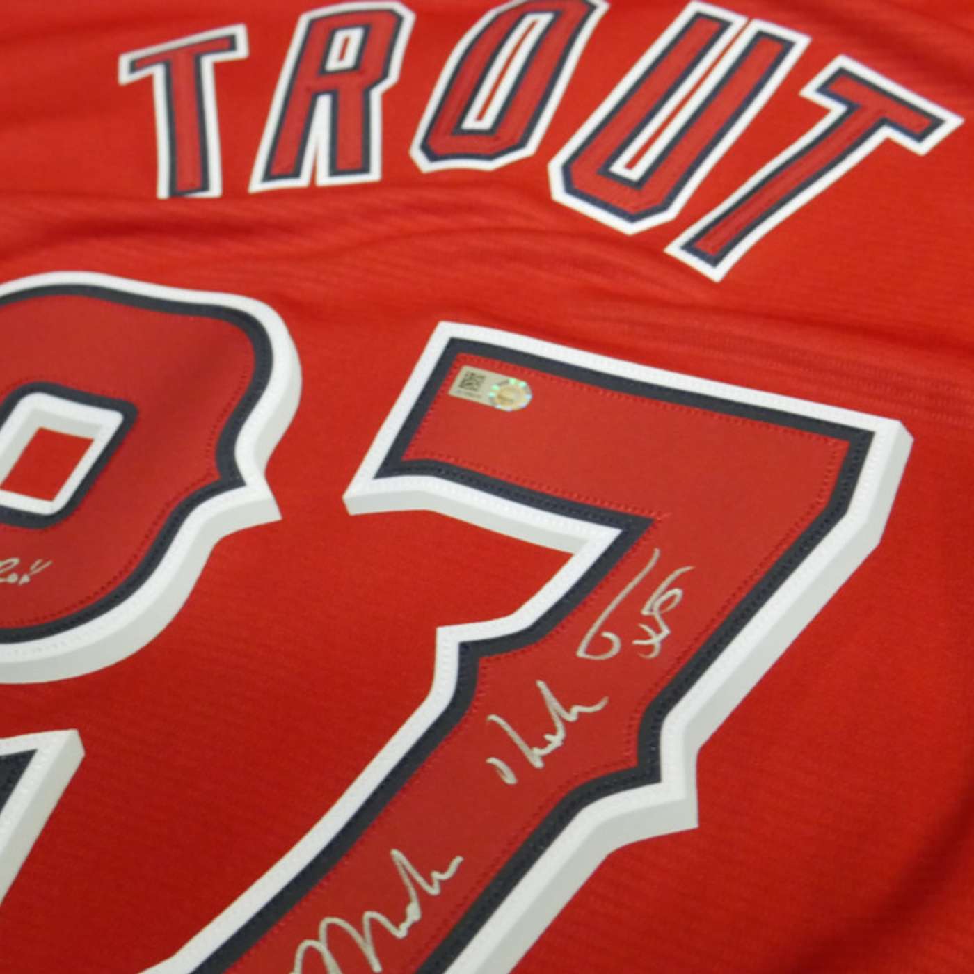 Why You Should Always Buy an Officially Licensed Jerseys For Autographs
