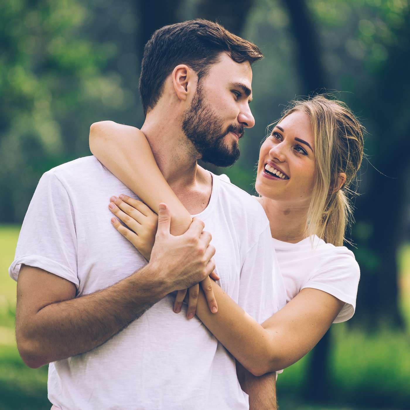 Cómo conocer Mujeres viajando con Daniel Raya de Hombre Alfa Top Cómo conocer Mujeres viajando con Daniel Raya de Hombre Alfa Top