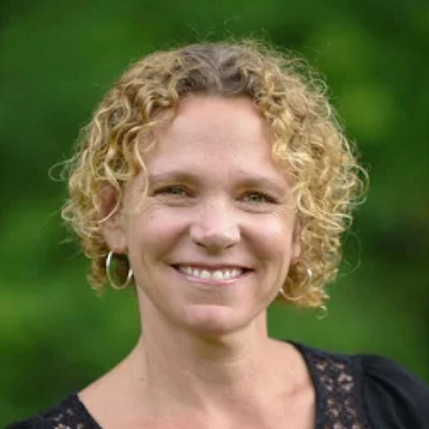 87| Guest: Krista Stearns of Mountain Mural Tours