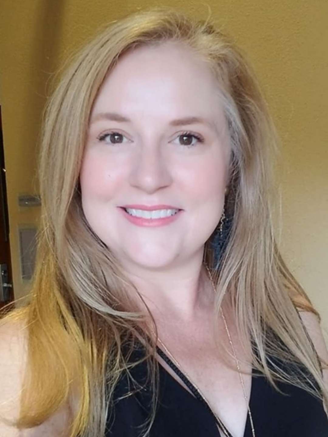 Dr. Jennifer Ryan