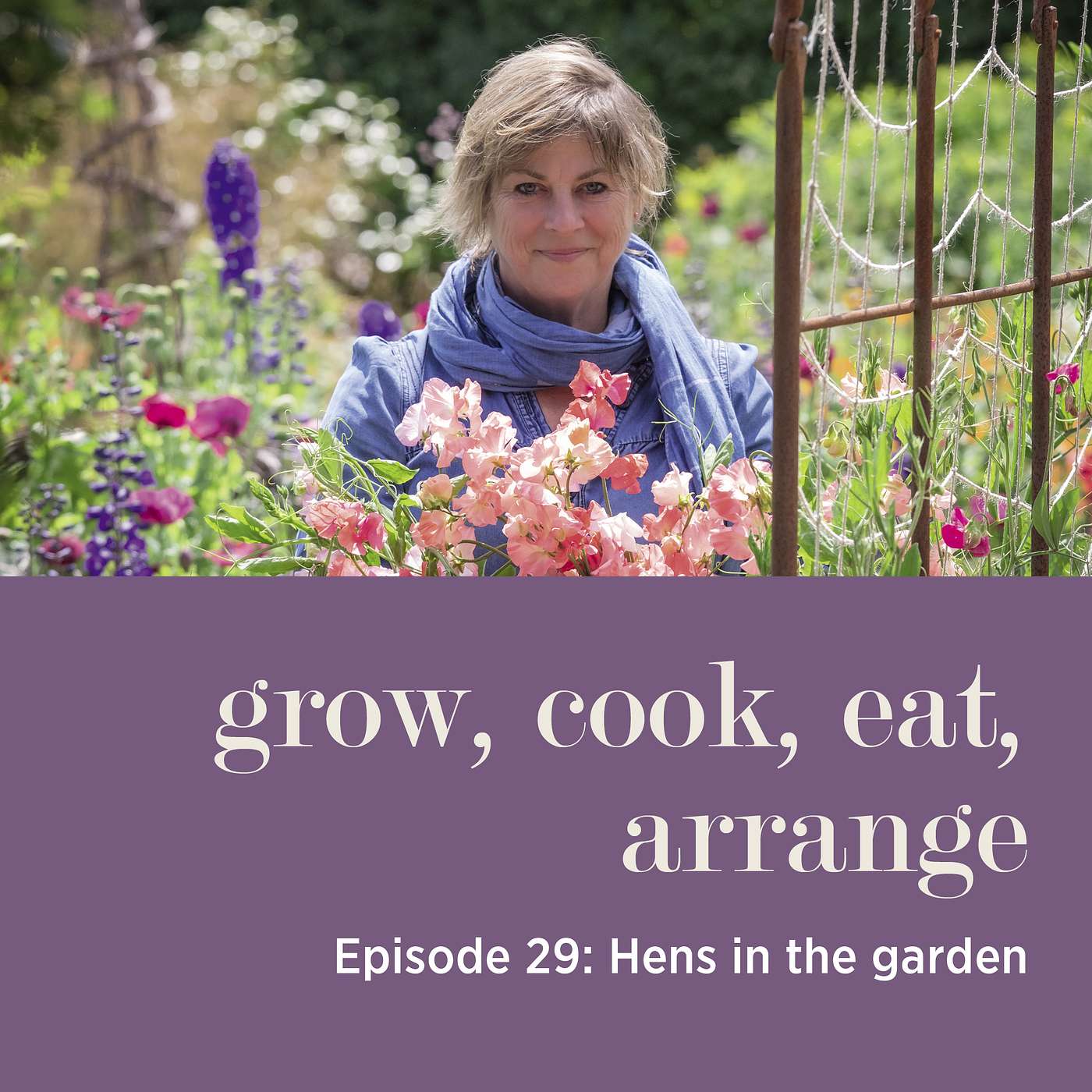 cover of episode Hens In The Garden with Sarah Raven & Arthur Parkinson - Episode 29