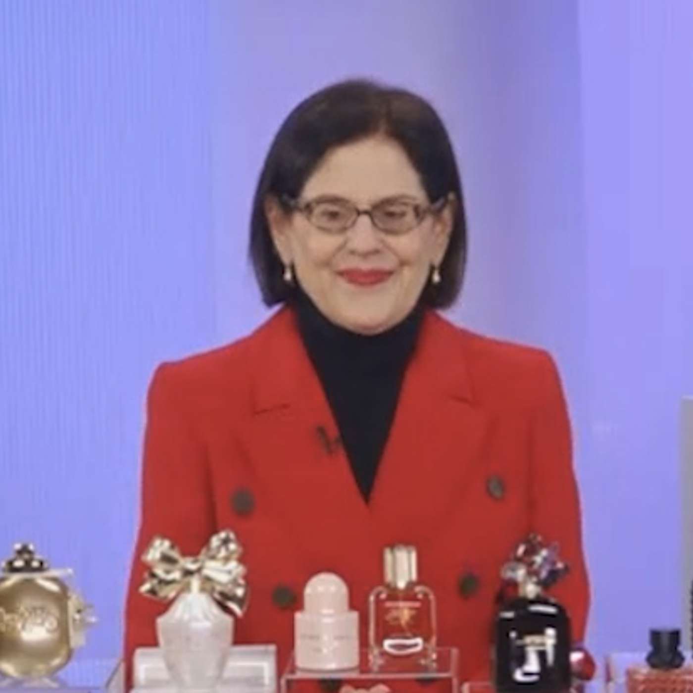 Holiday Fragrance Trends & Gift Ideas w/ Linda G. Levy | The Ohh Show! with Orlana