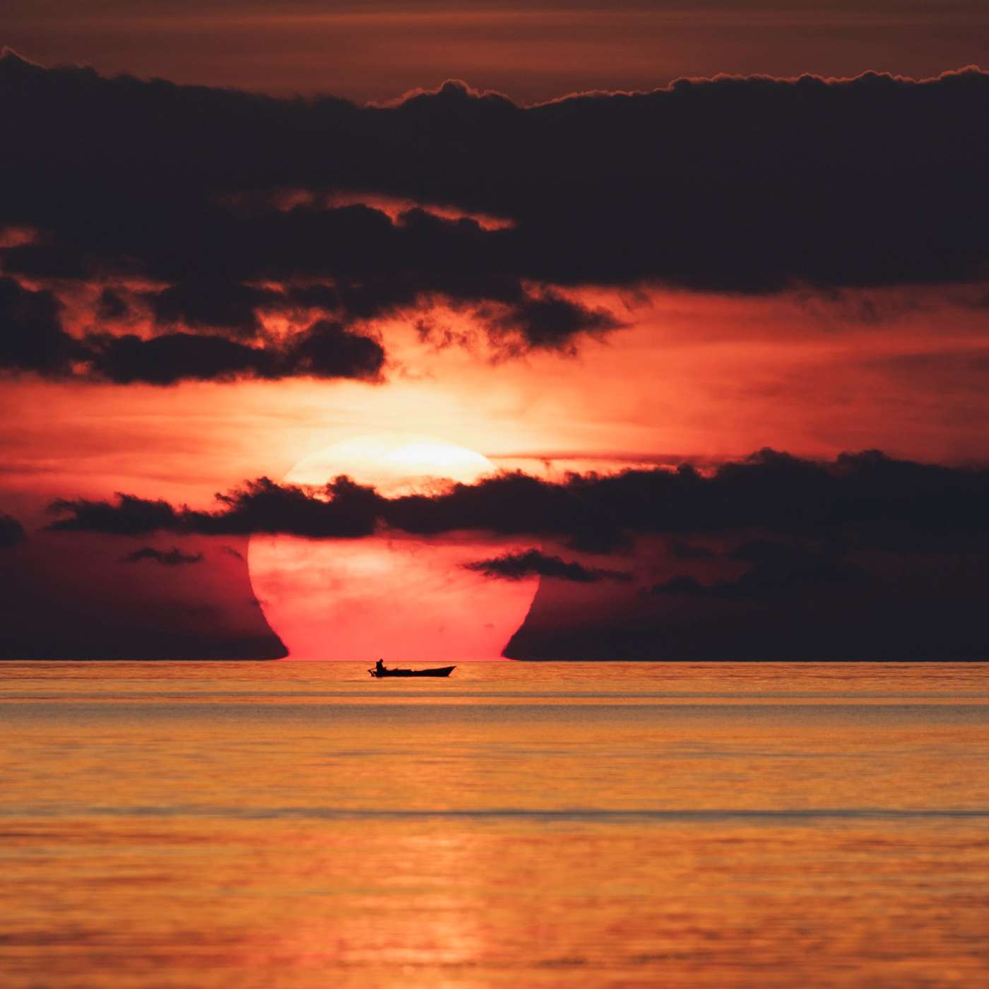 Εν τω μέσω των λιμνών: Ο φωτογράφος Γιώργος Ντέκας μας ταξιδεύει Εν τω μέσω των λιμνών: Ο φωτογράφος Γιώργος Ντέκας μας ταξιδεύει