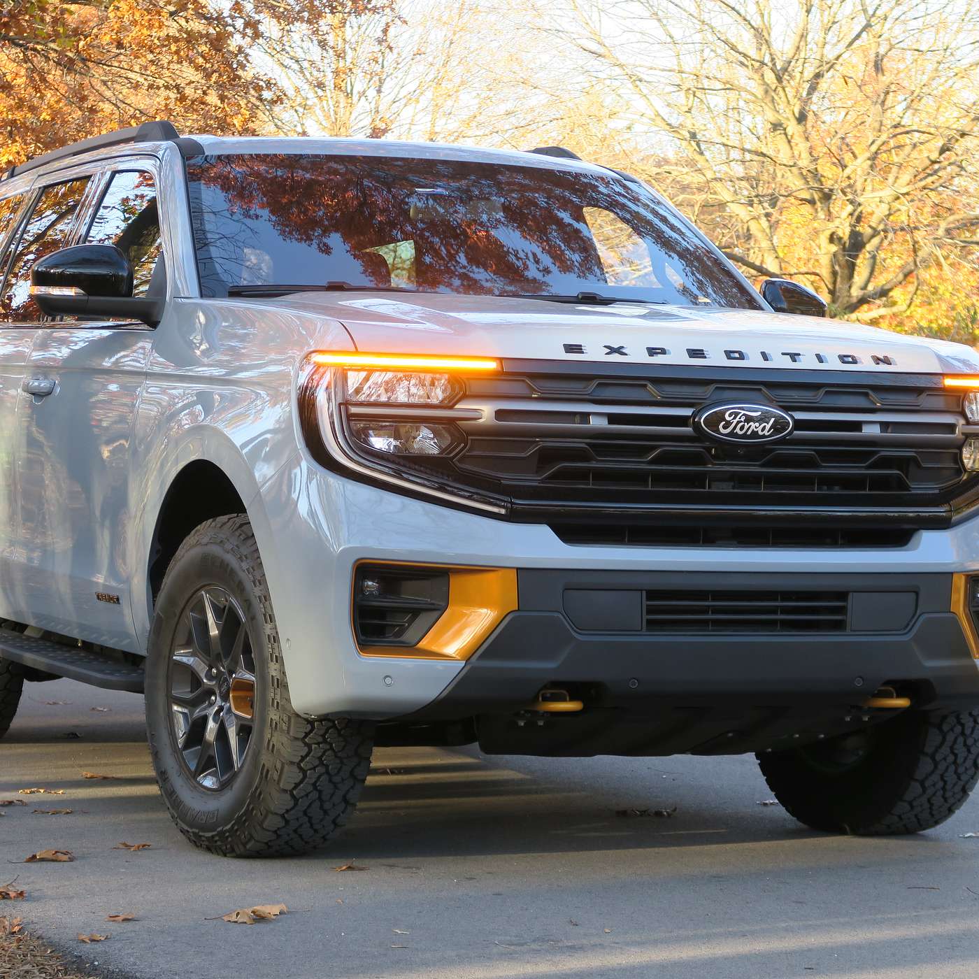 China’s EV Edge, Charging Roads, Ford’s 2025 Expedition Comes Up Short, and 7 Parenting Habits That Future Proof Kids — episode artwork