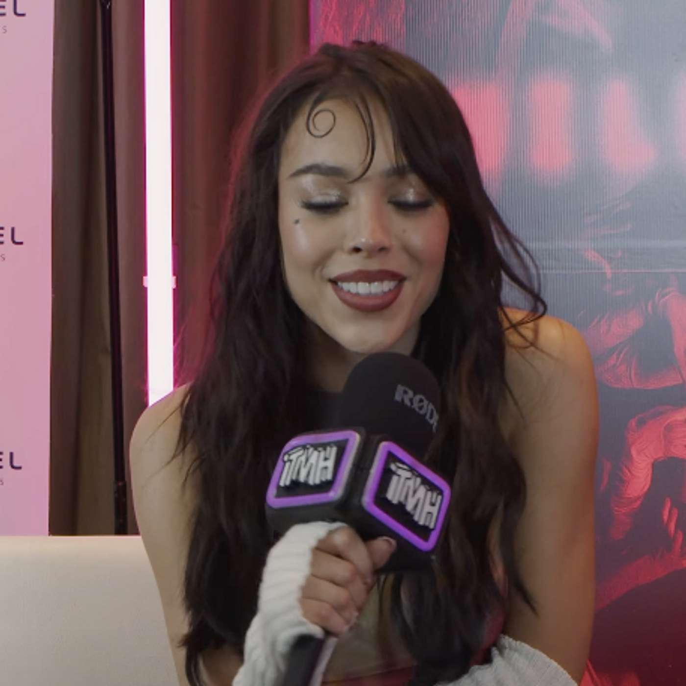 Fans entrevistan a Danna Paola: "Me gustaría colaborar con todas las argentinas, Maria, Tini, Lali" episode artwork