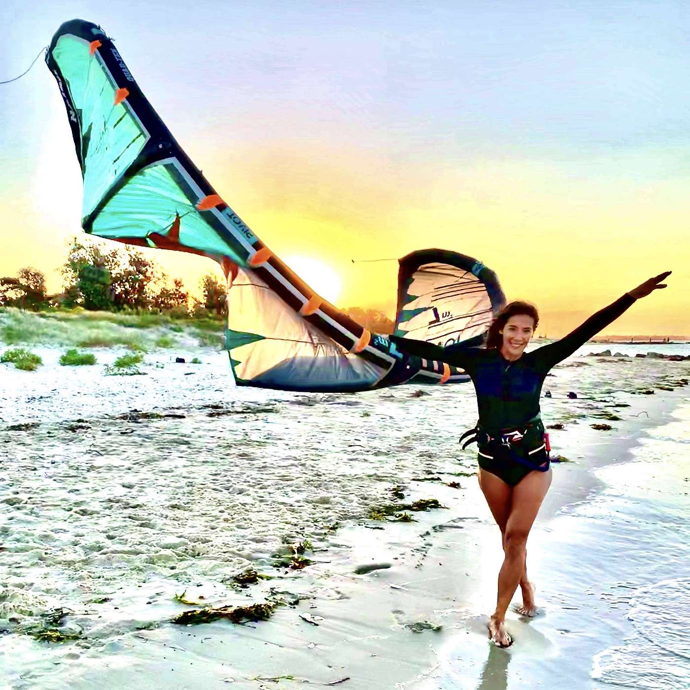 34] Daniela Borelli Dos Santos | Relaunch.me recycled kites