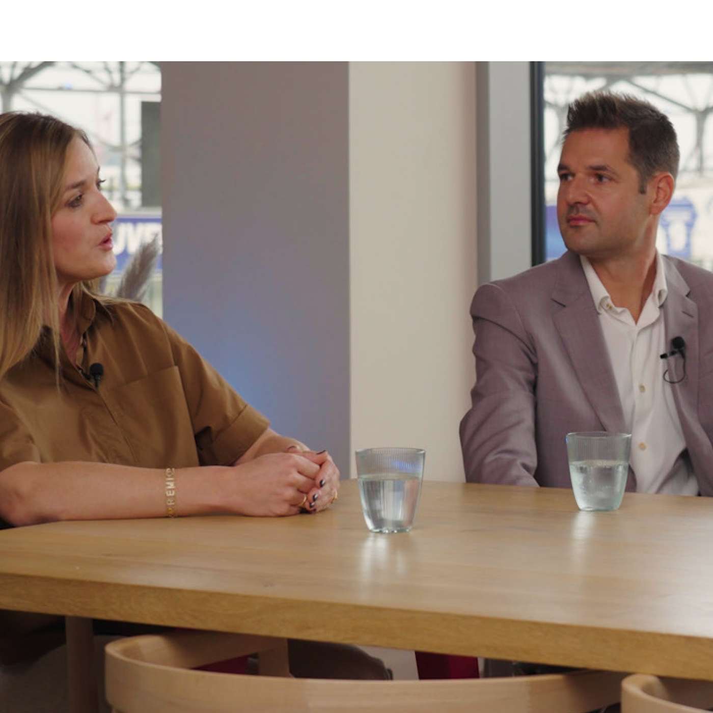 “Ondernemen met zekerheid: waarom de makelaar essentieel blijft voor elke KMO”