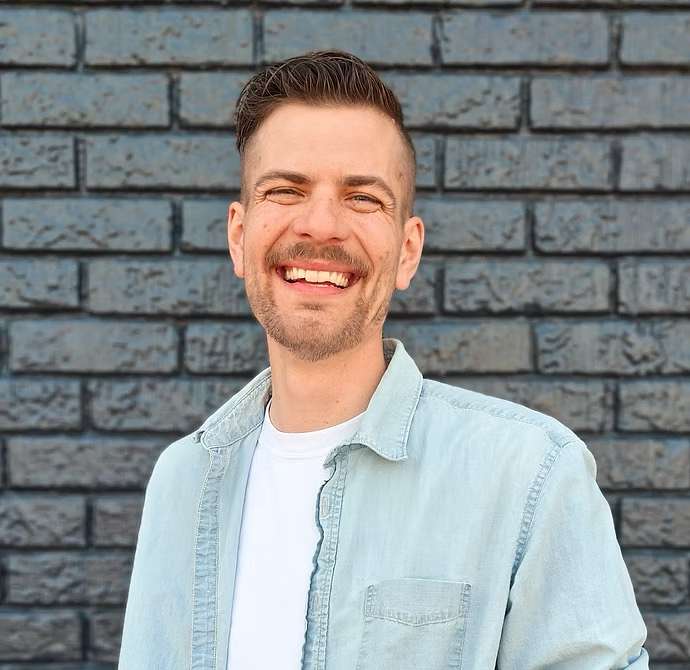 Adam Steinbach, LMFT