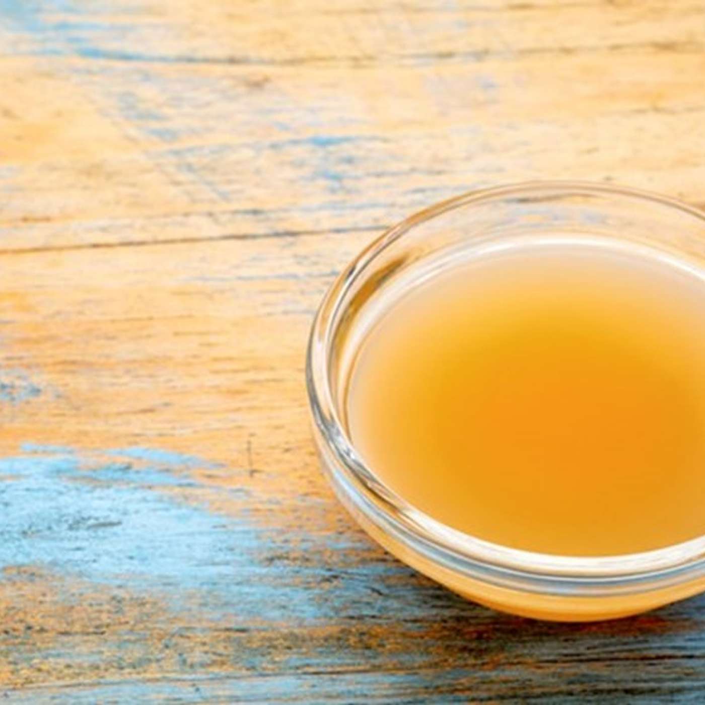 How Many Ways can you use (White)Vinegar in your Garden?