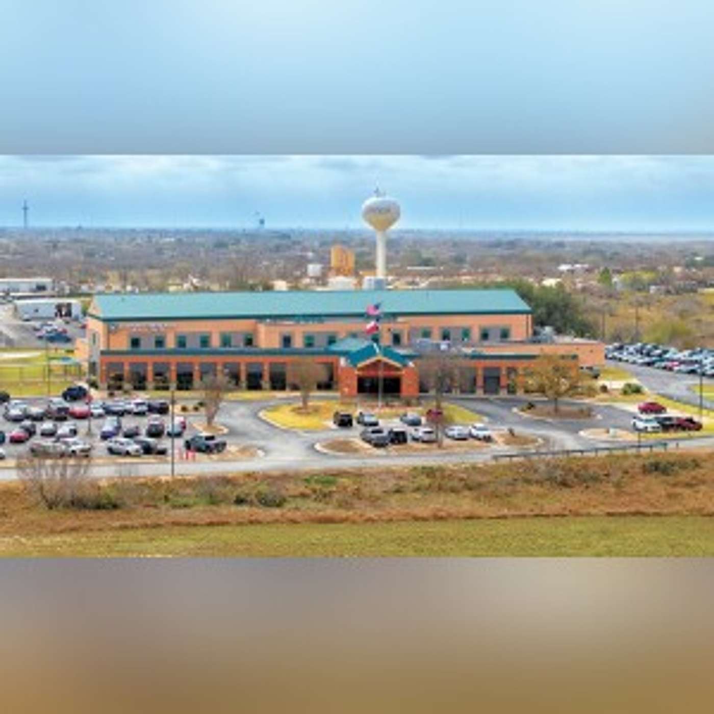 A hospital grows in Floresville episode artwork