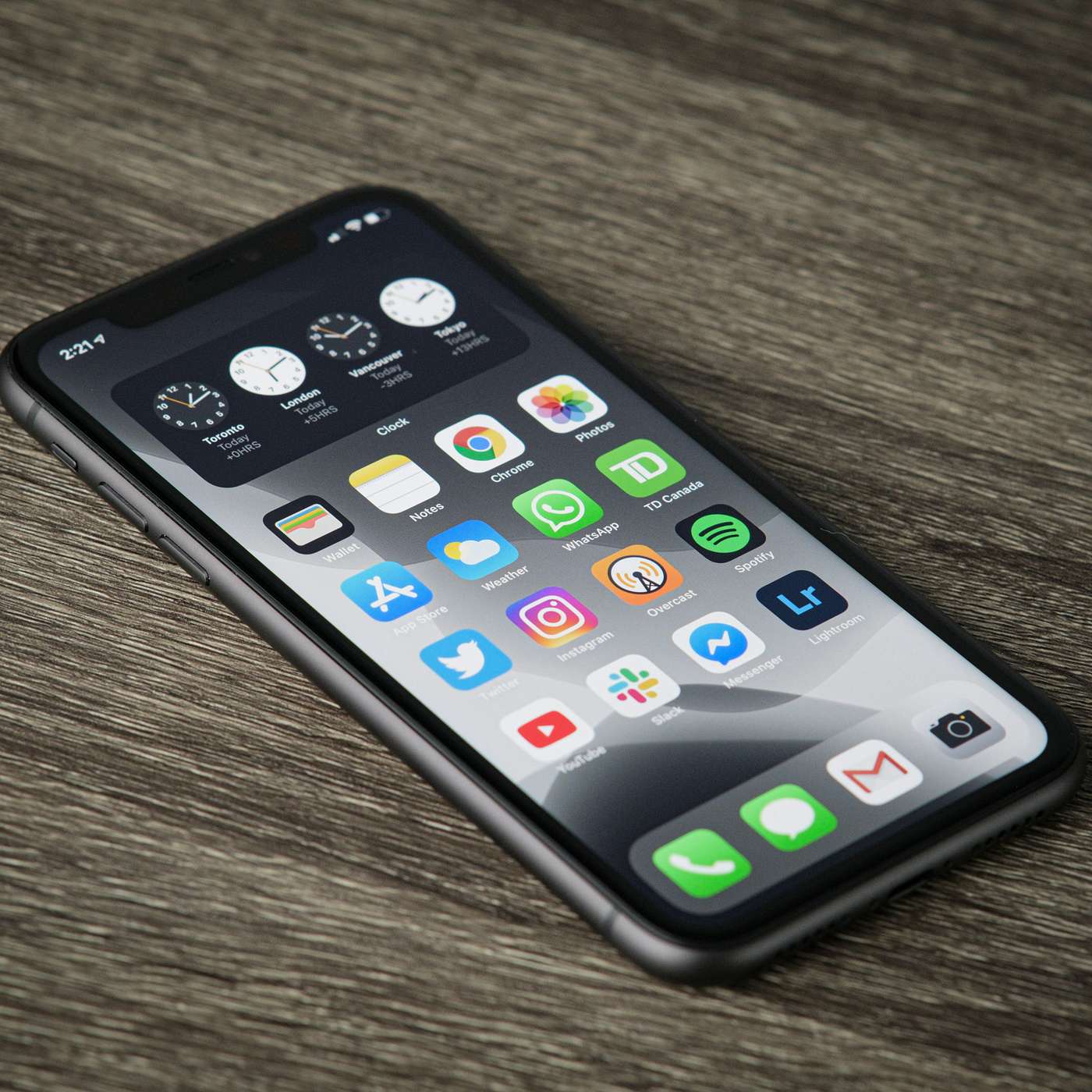 Technology—How Is a Family to Use It? - Redeeming the Time