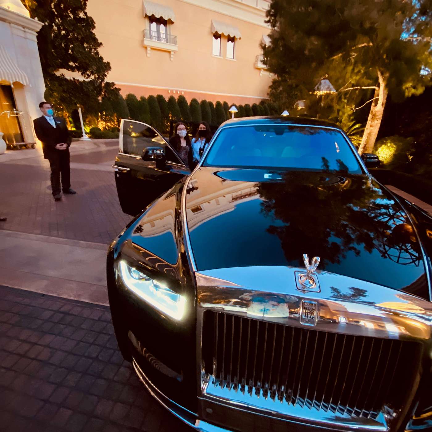 ZorkCast - Vegas Podcast + Yo-11 Minutes - Casino/Travel Loyalty, Casino Experience, Gambling and Luxury Travel