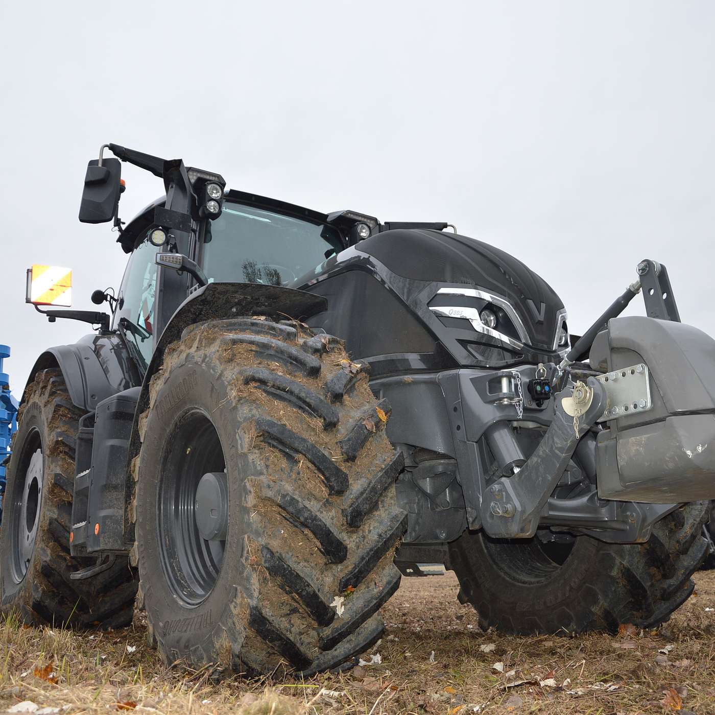 Valtra Q, la Bestia si sporca le ruote