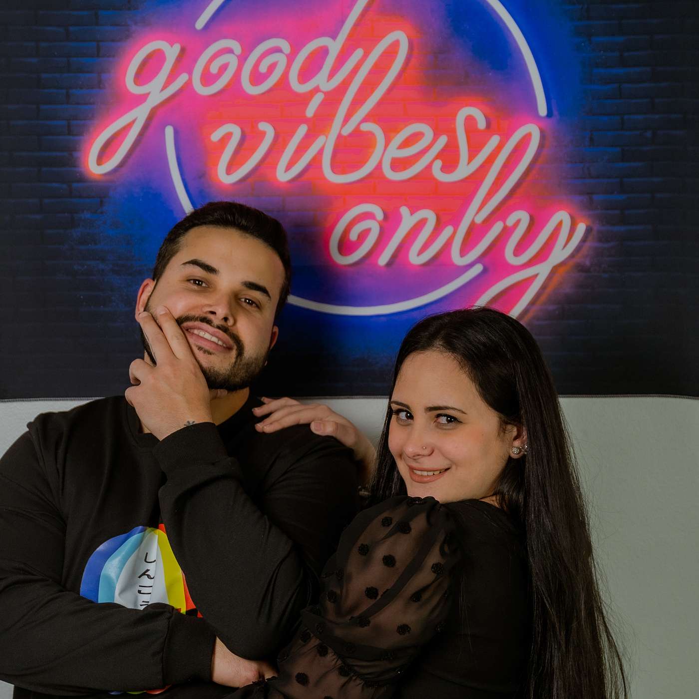 Leo & Manda's Lounge
