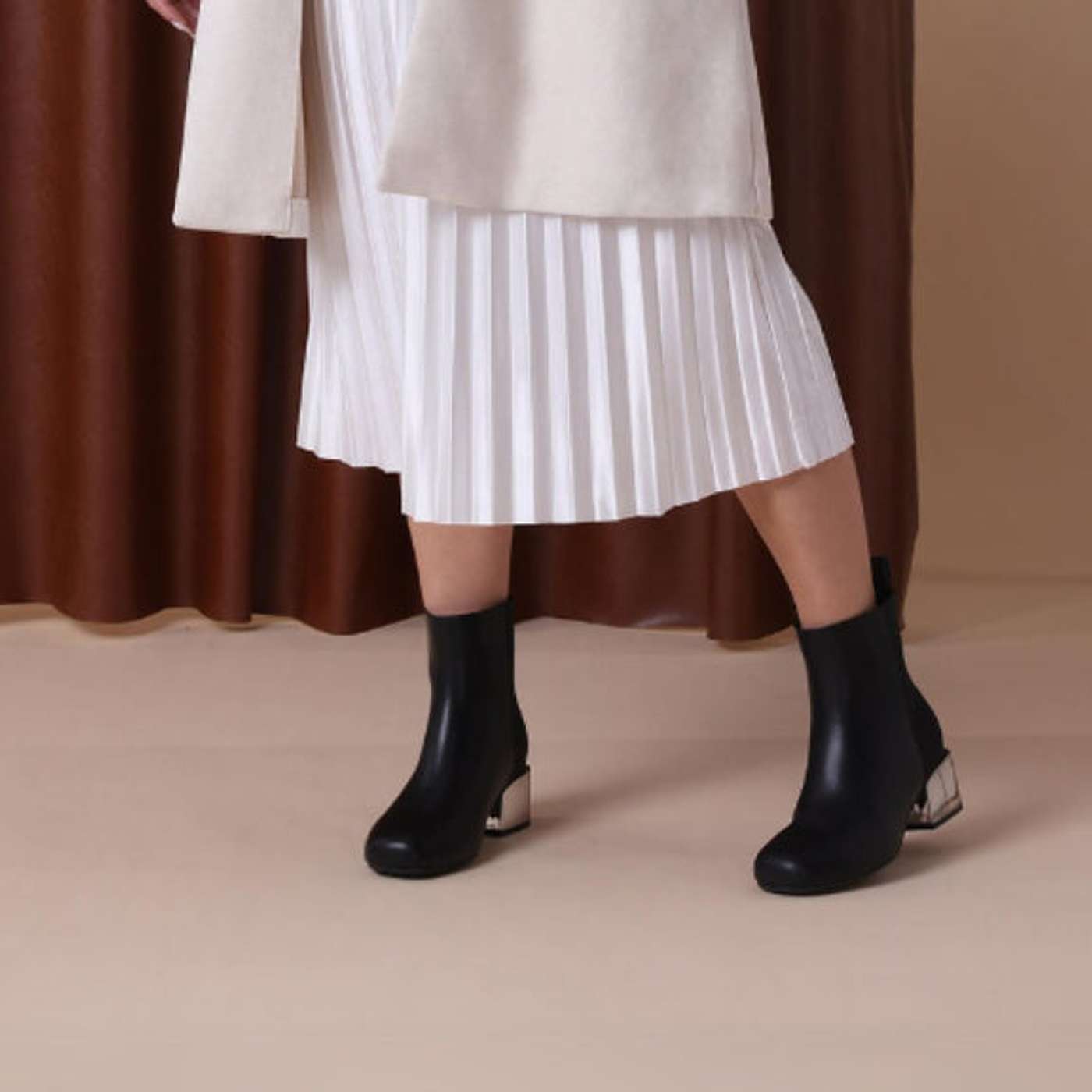 Are Wide Shoes Better for Flat Feet?