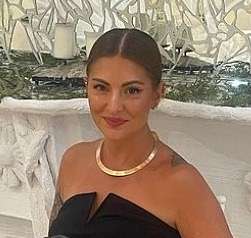 Demelza Bond