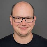 Elias Voelker