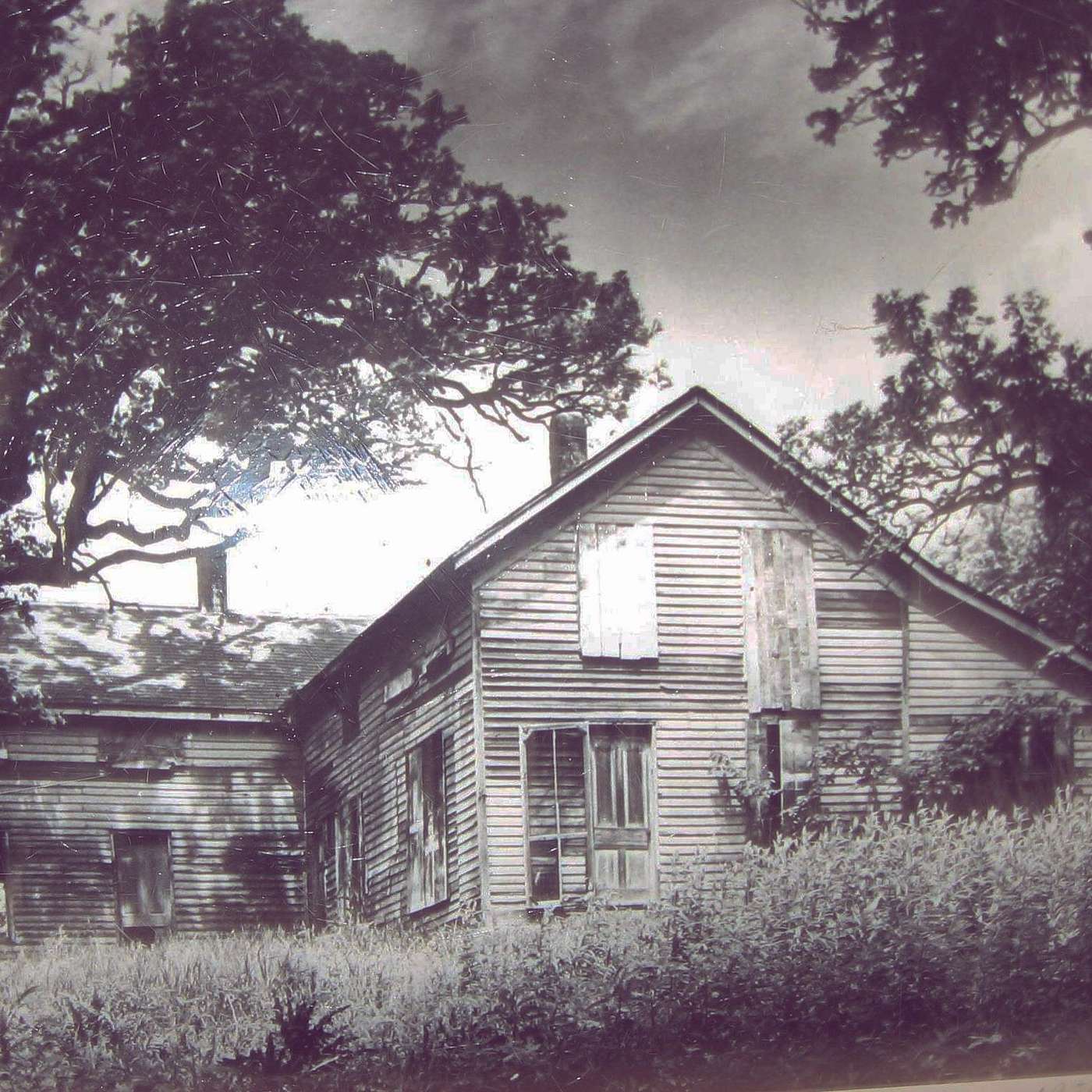 Haunted Moorehead Stagecoach Inn (Campfire)