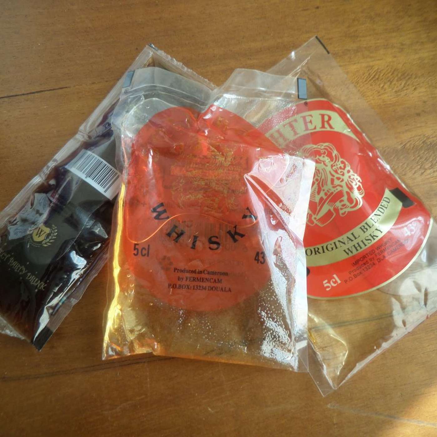 SSD 172 - Le Cameroun proroge la vente du whisky en sachet, malgré ses effets nocifs episode artwork