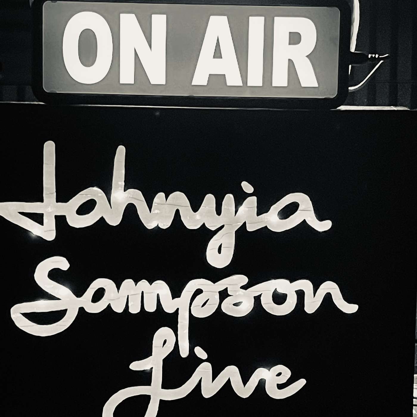 Jahnyia sampson Live podcast artwork