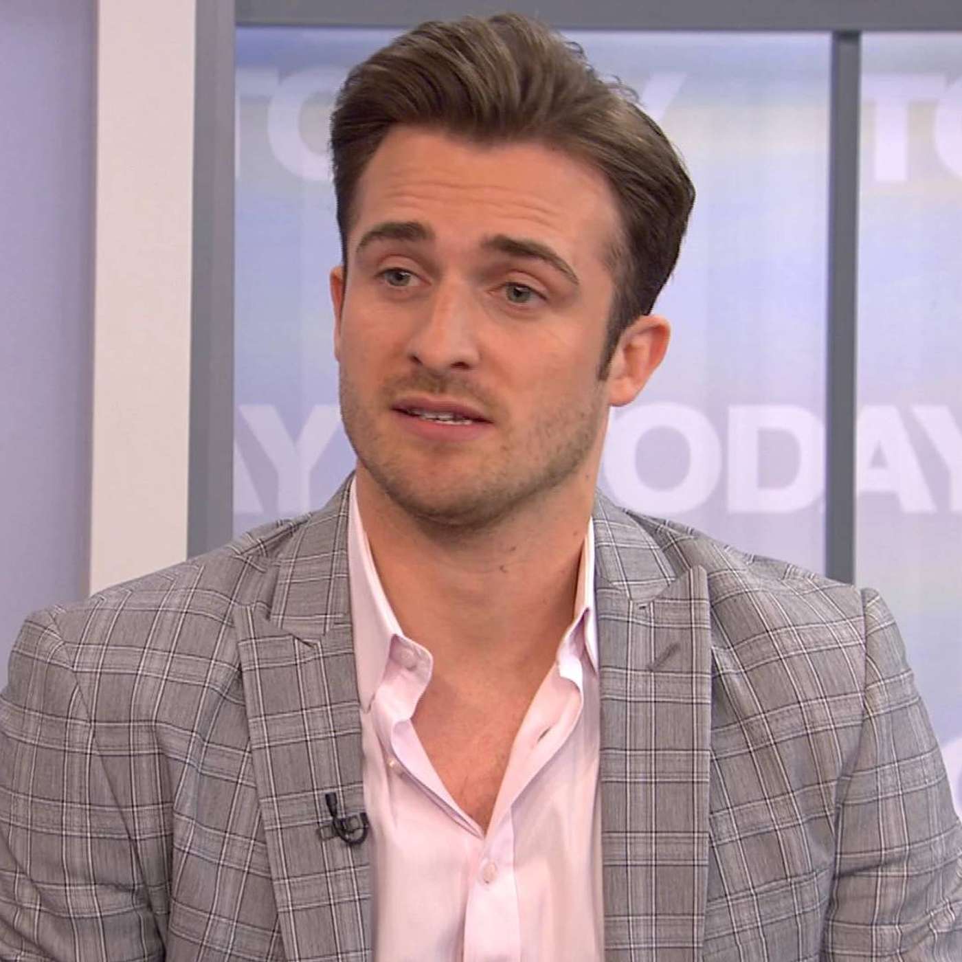 If You're Having a Rough Holiday Season, Watch This @Matthew Hussey {Reaction} | Helios Blog 875