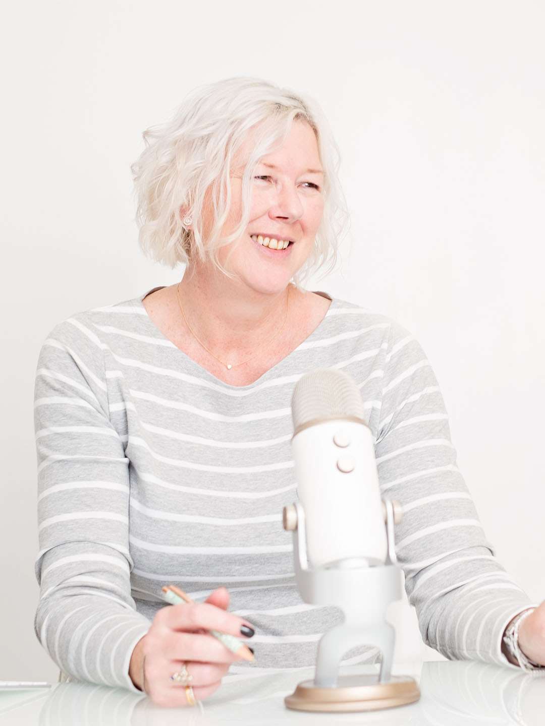 Carole Hallett Mobbs