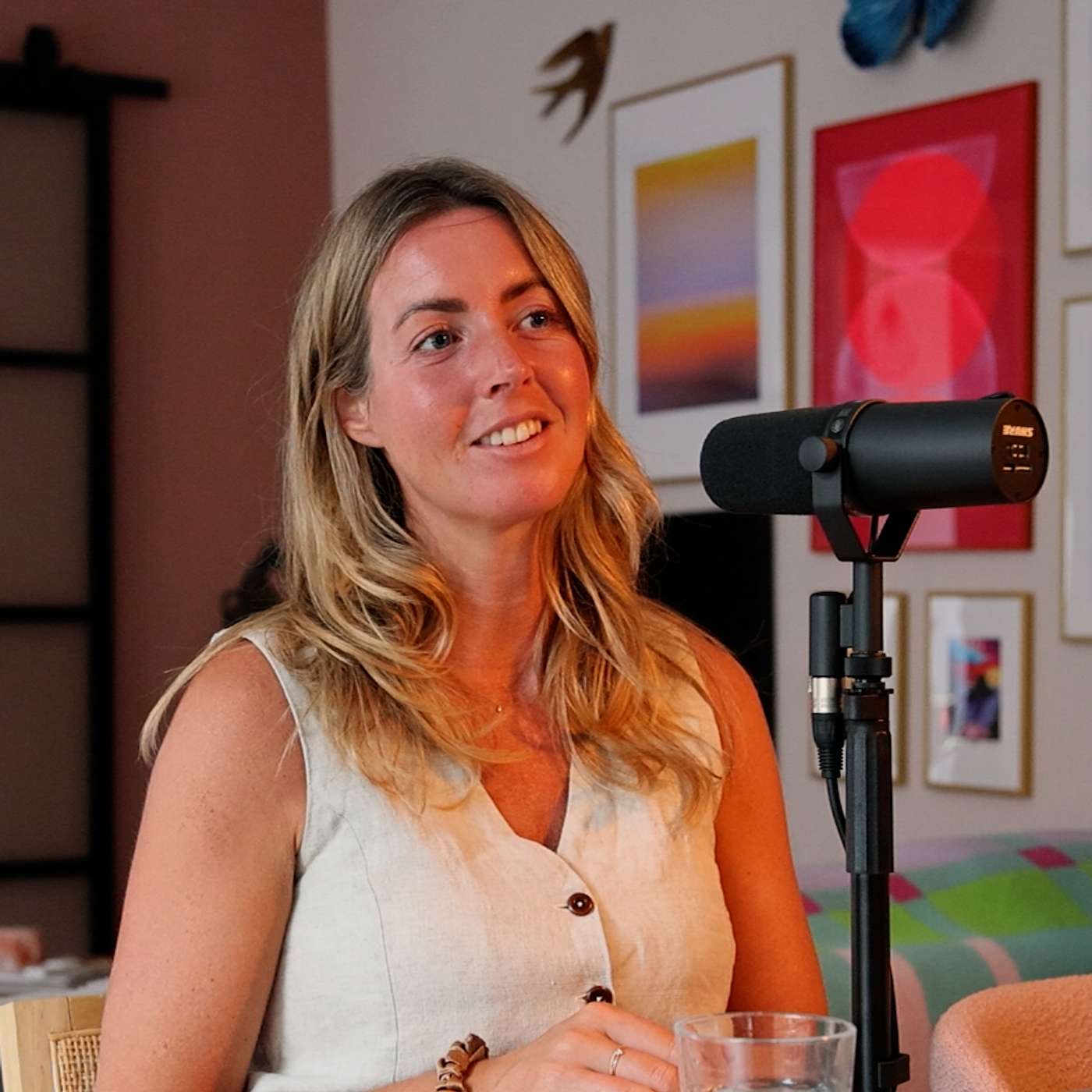 #9 - De Wereld als Thuishaven - met Romy Nijkamp #9 - De Wereld als Thuishaven - met Romy Nijkamp