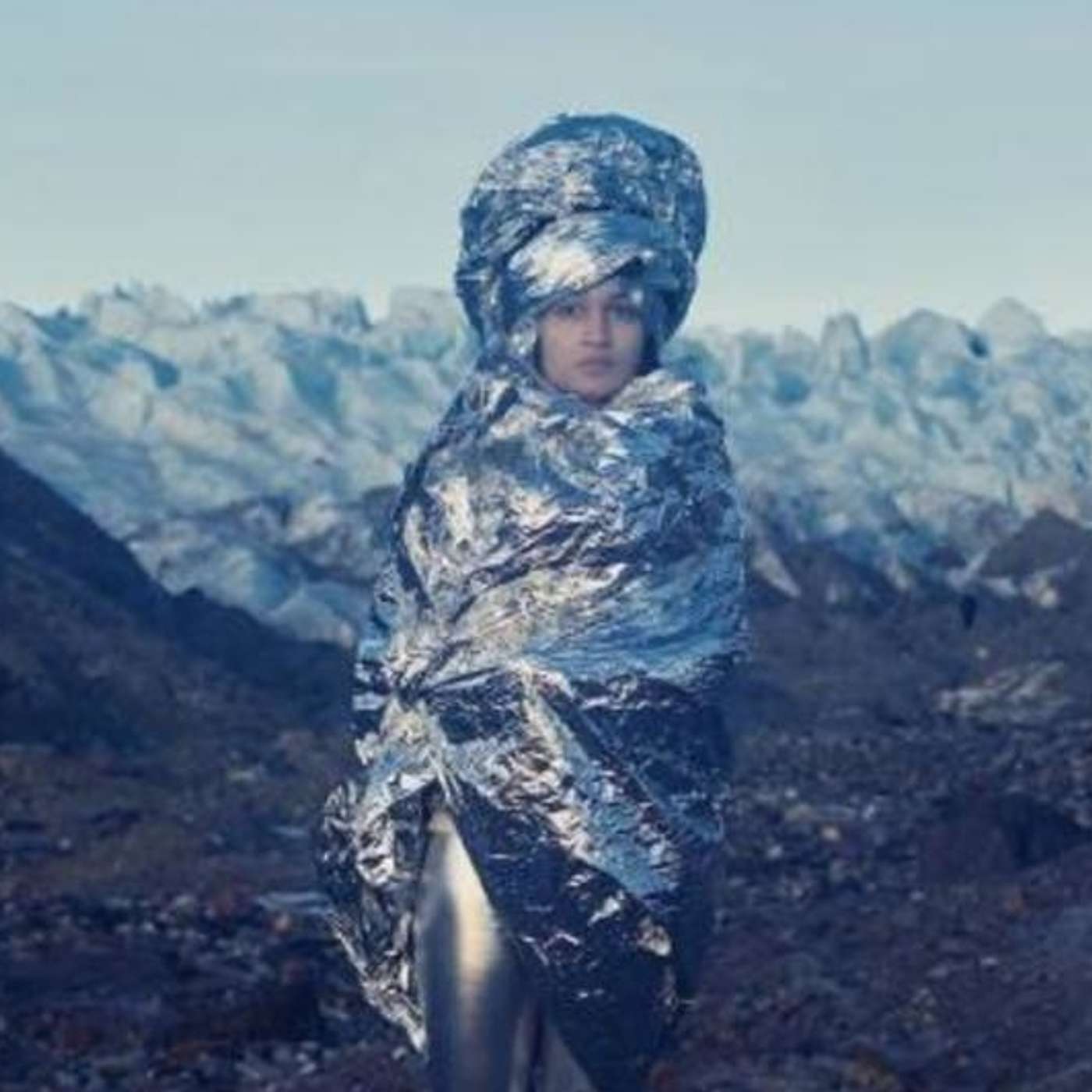 Emergent Interstellar Dust | Himali Singh Soin and Chandra Wickramasinghe