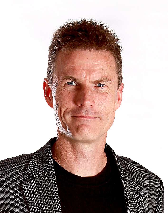 Dr Bruce McCabe