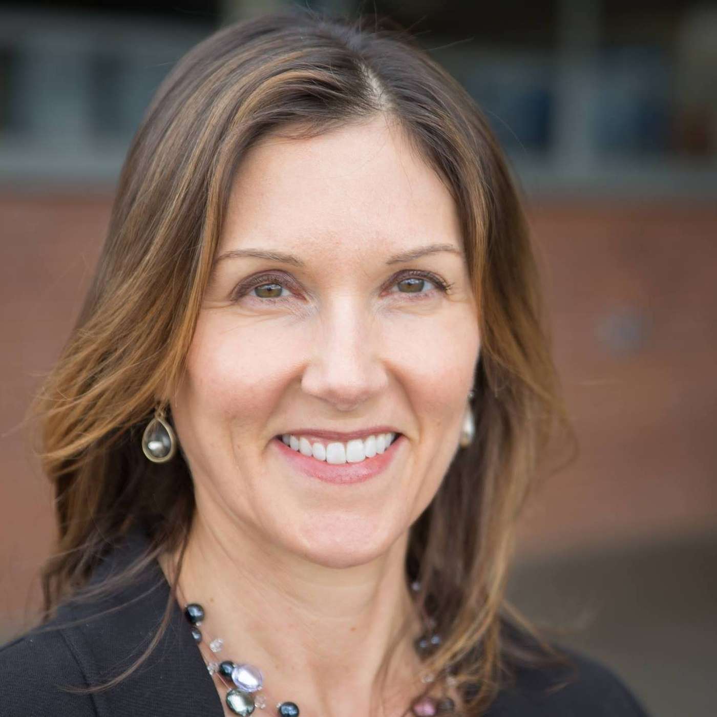 2B Bolder Podcast : Career Insights & Advice from Successful Women in Business & Tech