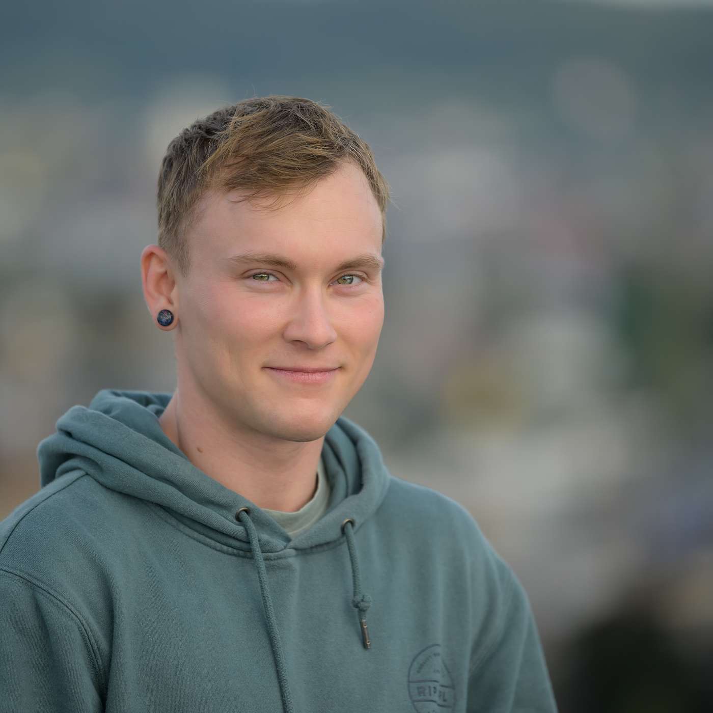 #66 JD: Erst überleben, dann Kinder? #66 JD: Erst überleben, dann Kinder?