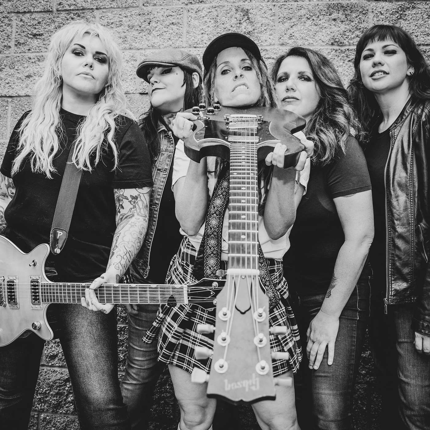 The City's Backyard Ep 99: HELLS BELLES: The one and only all female AC/DC tribute Band rocks the backyard of NYC! We talk about their shows, their fans and their tour! episode artwork
