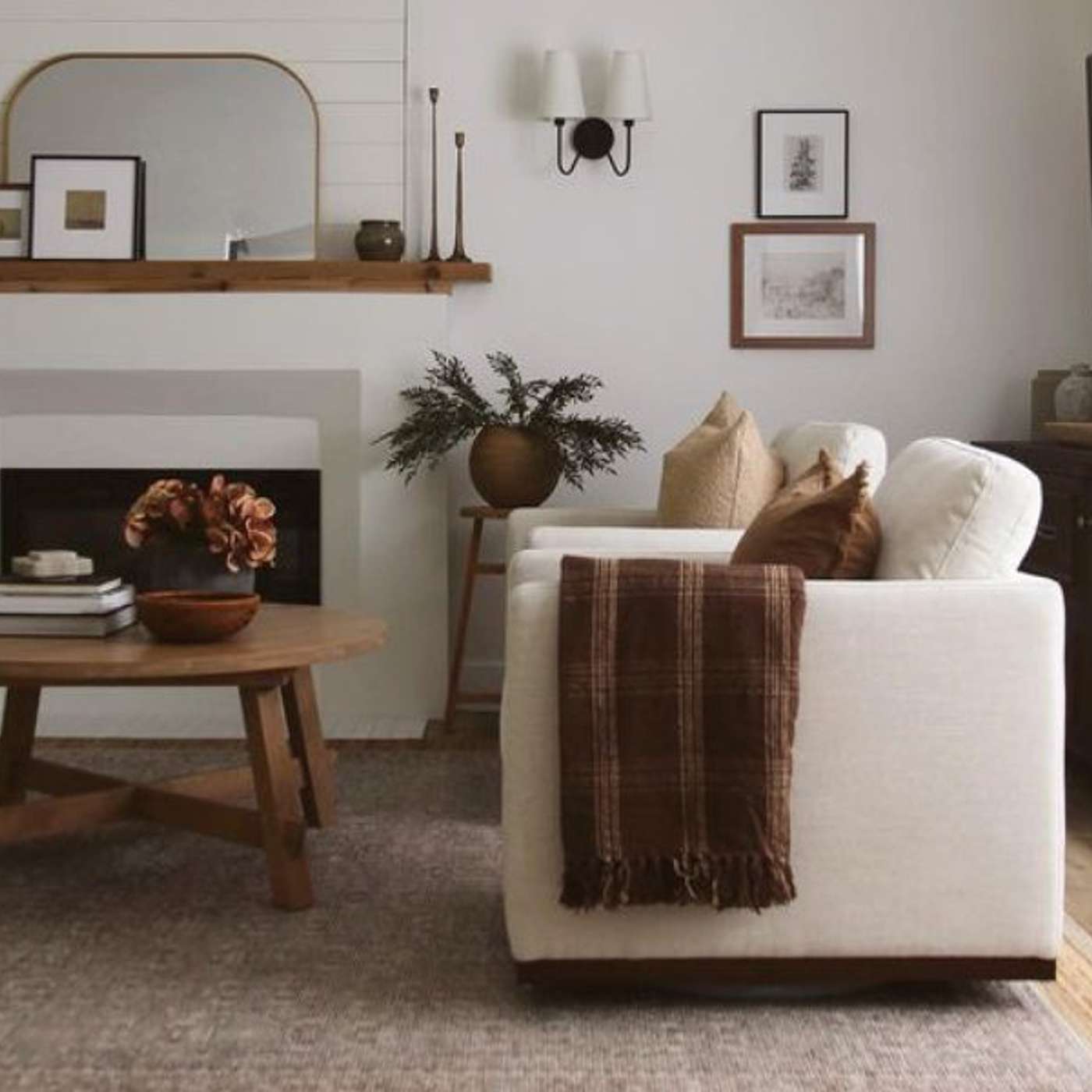 Fall Decor Lookbook: Stylish Trends You'll Love in 2023 episode artwork