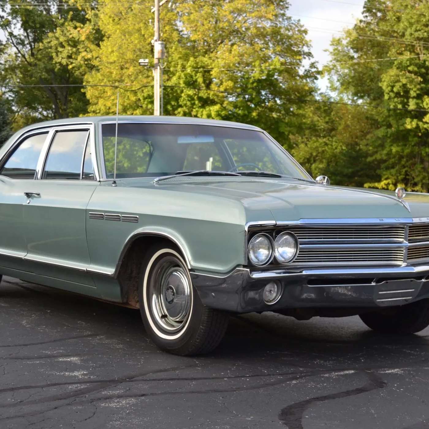 Buick Sedan Rumors, Lincoln Aviator Reality, Teen Stock Trading Risks, and the Green Steel Showdown — episode artwork